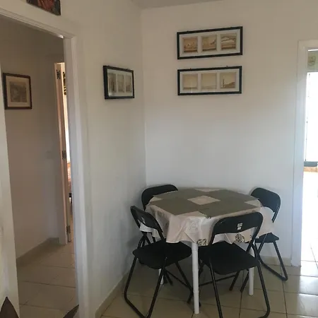 2 Bedroom Jardines Canarios Cristianos Tenerife Appartamento *